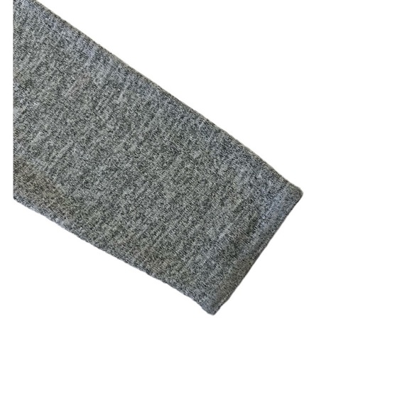 Aritzia Wilfred Free Luxe  Jersey Knit Grey Long Sleeve T-Shirt Size Medium - Picture 10 of 14